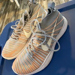 Nike Flynit High